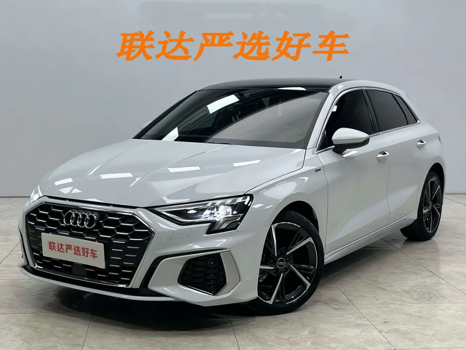 Audi A3 Audi A3 2023 Sportback 35 TFSI Stylish and sporty 2023 — photo 1, buy with delivery to Moscow