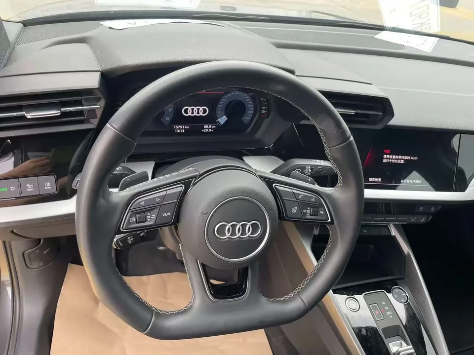 Audi A3 Audi A3 2023 Sportback 35 TFSI Stylish and sporty 2023 — thumbnail 3