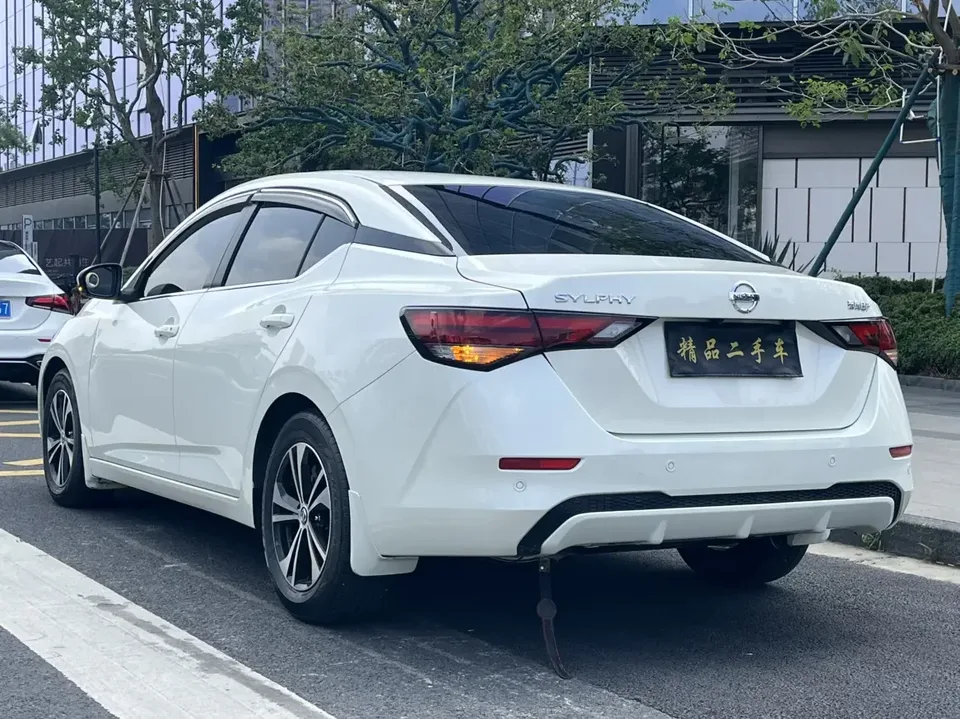 Nissan Sylphy Sylphy 2023 1.6L CVT Enjoy Edition 2023 — thumbnail 2