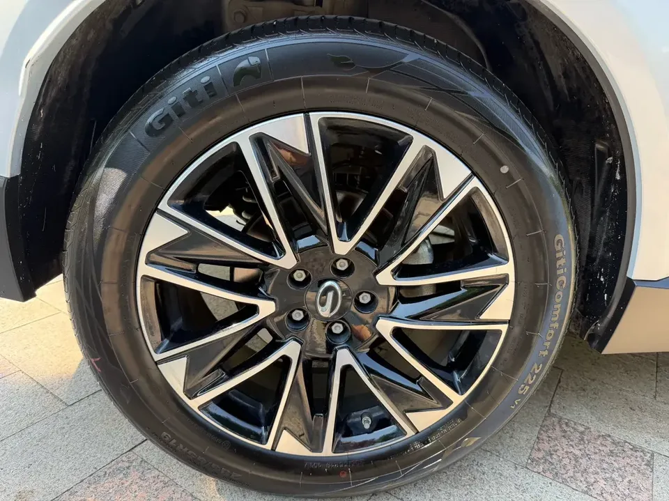 GAC Trumpchi GS4 Trumpchi GS4 2024 MAX 1.5TGDI Ultimate Edition 2024 — thumbnail 3