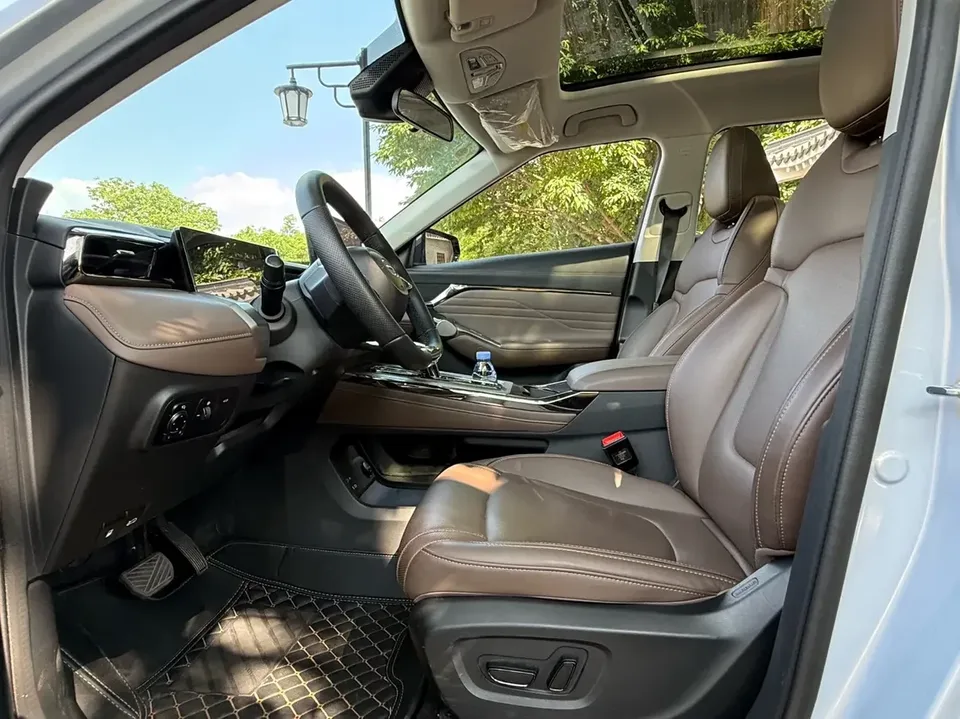 GAC Trumpchi GS4 Trumpchi GS4 2024 MAX 1.5TGDI Ultimate Edition 2024 — thumbnail 4