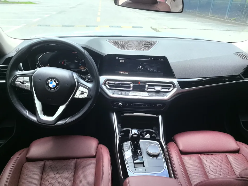 BMW 3 Series BMW 3 Series 2022 320i Sport Package 2022 — thumbnail 4