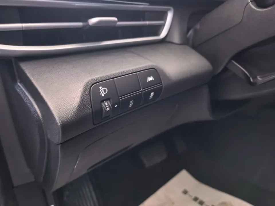 Hyundai Elantra Elantra 2021 1.5L CVT LUX Premium Edition 2022 — thumbnail 4
