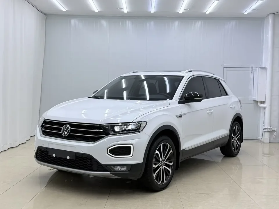 Volkswagen T-Roc TANG 2022 280TSI DSG 2WD Comfort PLUS 2022 — photo 1, buy with delivery to Moscow