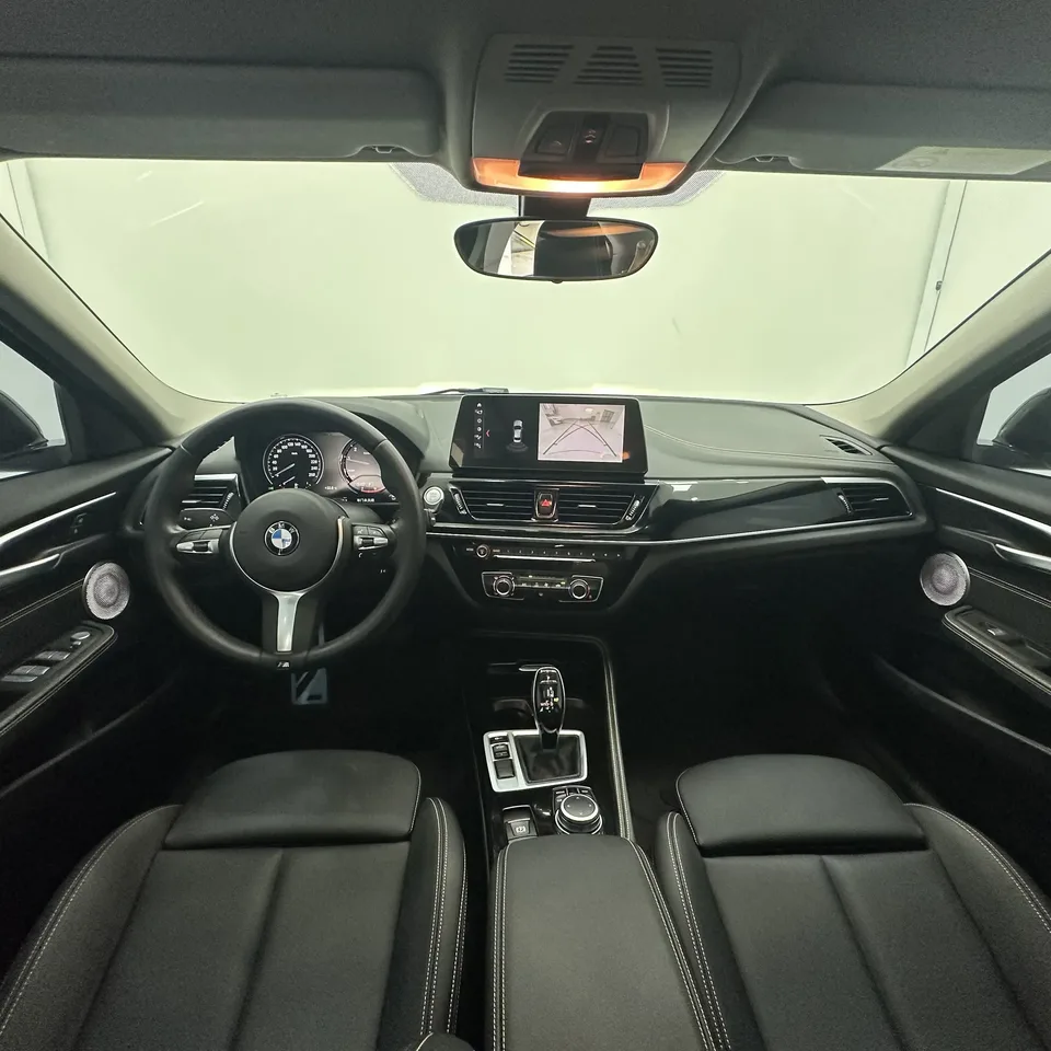 BMW 1 Series BMW 1 Series 2023 120i M Sport Edition 2023 — thumbnail 3