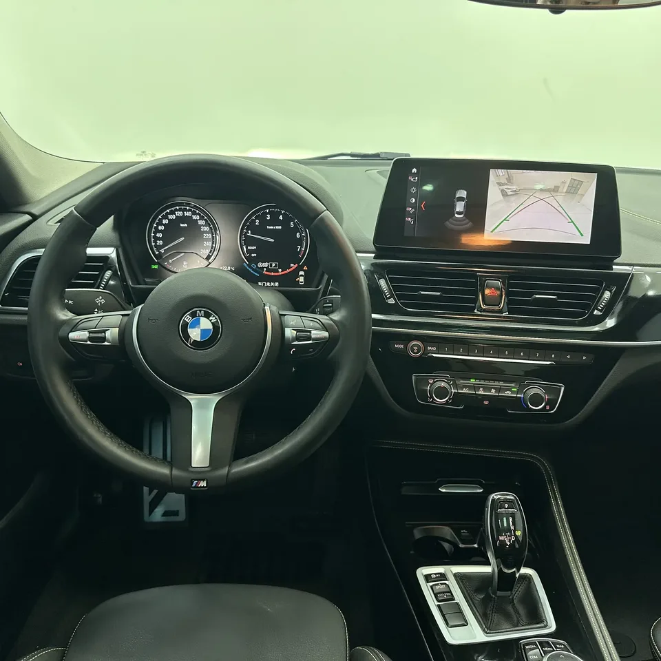BMW 1 Series BMW 1 Series 2023 120i M Sport Edition 2023 — thumbnail 4