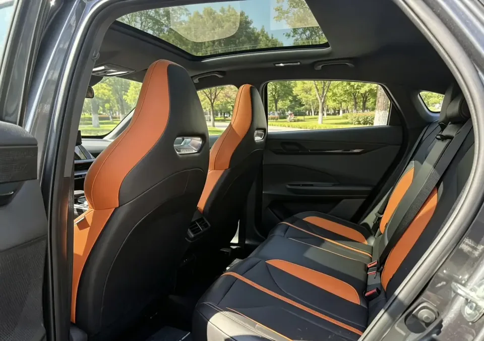 Changan UNI-V Changan UNI-V 2024 1.5T Premium 2024 — thumbnail 4