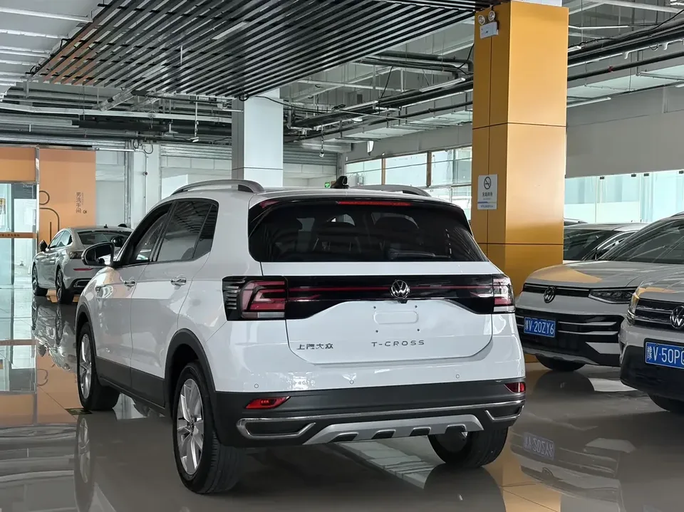 Volkswagen Tu Kai Tu Kai 2023 1.5L Automatic Comfort Edition 2022 — thumbnail 4