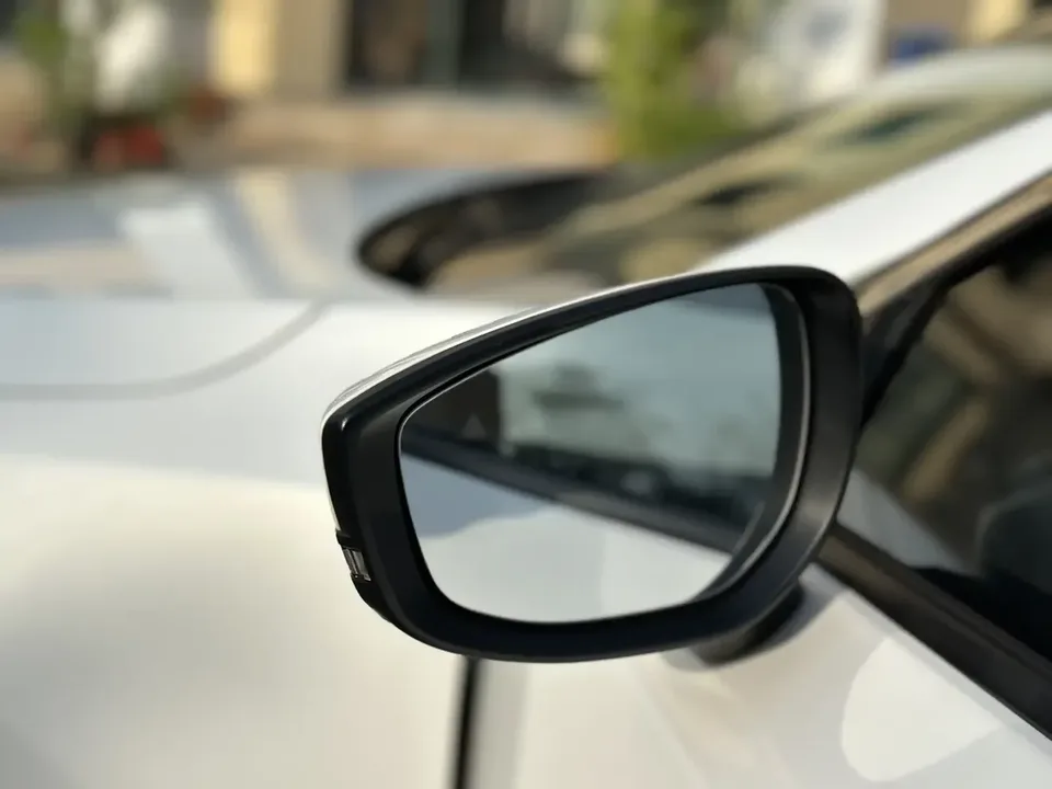 Mazda Axela Mazda3 Angkesela 2022 2.0L Automatic Premium Edition 2023 — thumbnail 5