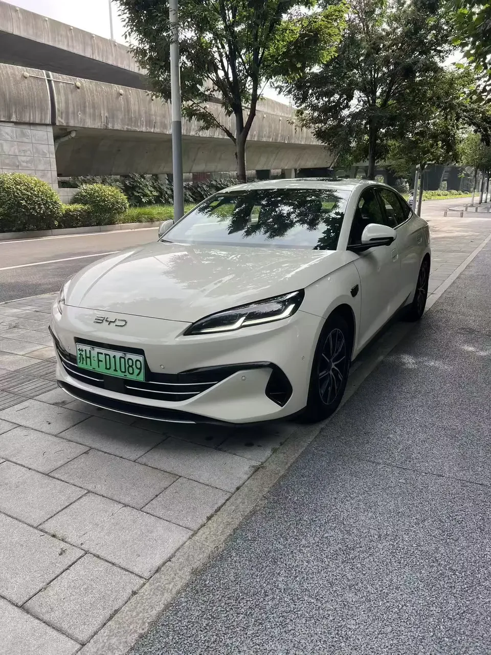 BYD Seal 06DM Seal 06DM 2025 DM-i 80KM Premium Edition 2025 — photo 1, buy with delivery to Moscow