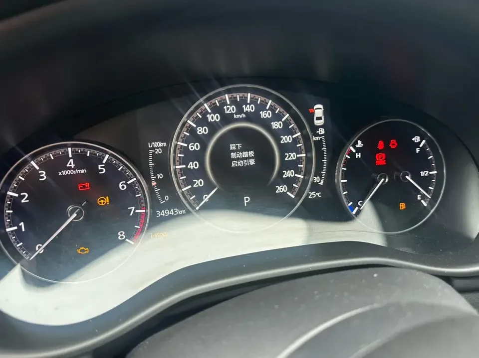 Mazda Axela Mazda3 Angkesela 2022 2.0L Automatic Quality Edition 2023 — thumbnail 3