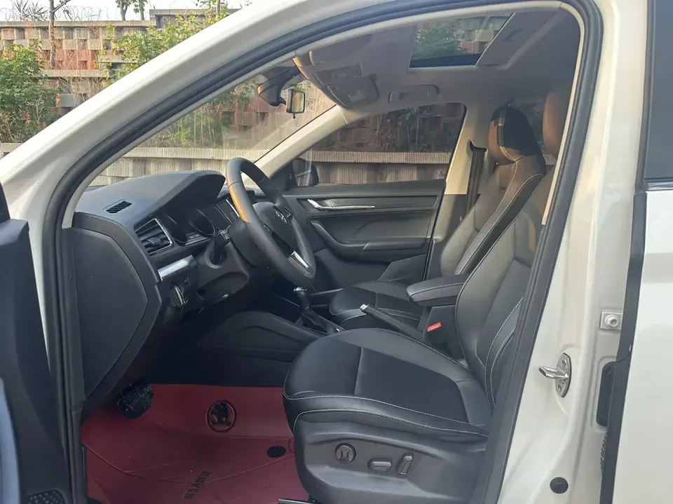 Skoda Comek Comek 2022 1.5L Automatic Comfort Edition 2022 — миниатюра 4