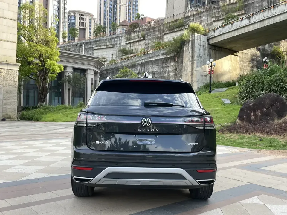 Volkswagen Tayron Tanyue 2023 280TSI 2WD Luxury Plus Advanced Edition 2023 — thumbnail 4