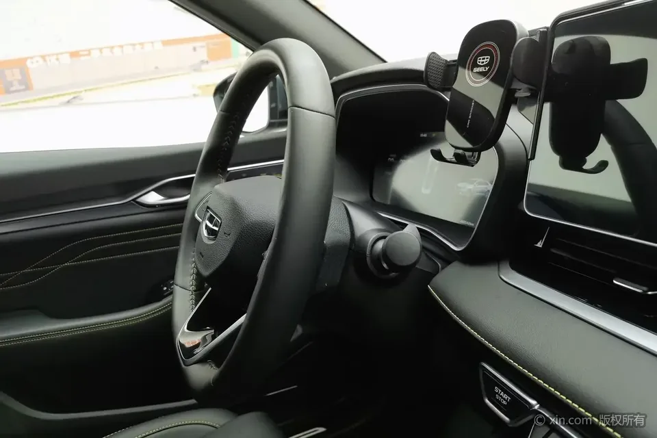 Geely Preface Xing Rui 2023 1.5T Kunlun Edition 2024 — thumbnail 3