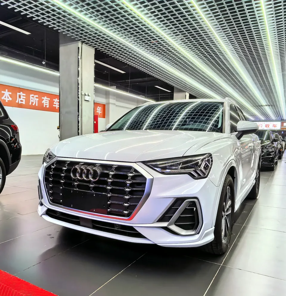 Audi Q3 Audi Q3 2023 35 TFSI Progressive Dynamic 2023 — photo 1, buy with delivery to Moscow