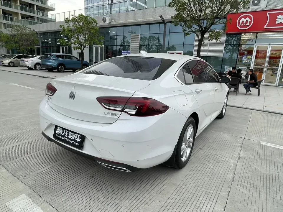 Buick Majesty Majesty 2024 25T Super Edition 2024 — thumbnail 2