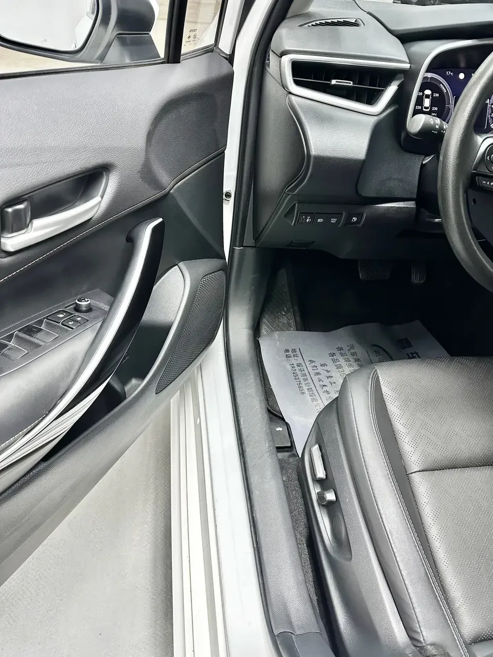 Toyota Levin Lei Ling 2023 Hybrid 1.8L Sports Edition 2023 — thumbnail 3