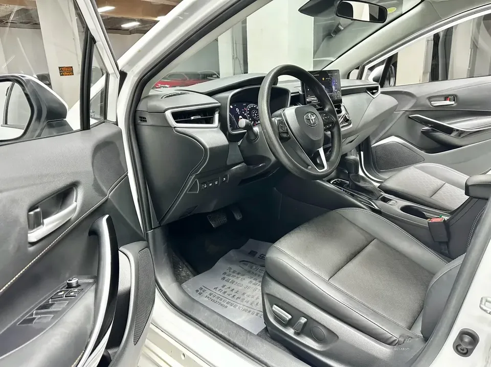 Toyota Levin Lei Ling 2023 Hybrid 1.8L Sports Edition 2023 — thumbnail 5