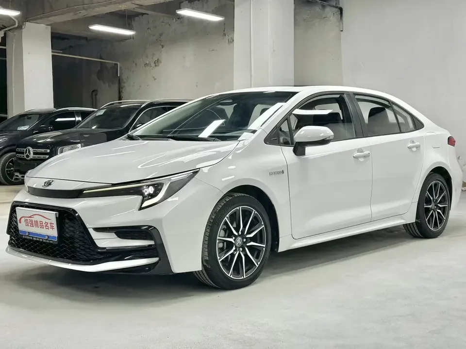 Toyota Levin Lei Ling 2023 Hybrid 1.8L Sports Edition 2023 — photo 1, buy with delivery to Moscow