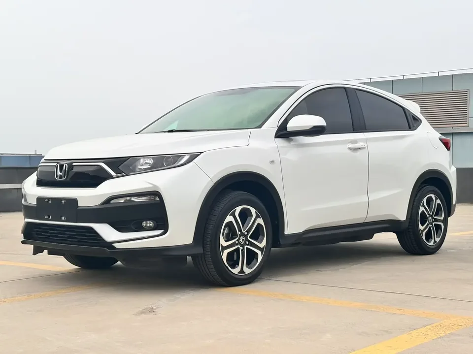 Honda WR-V HondaXR-V 2022 1.5L CVT Obsidian Edition 2022 — photo 1, buy with delivery to Moscow