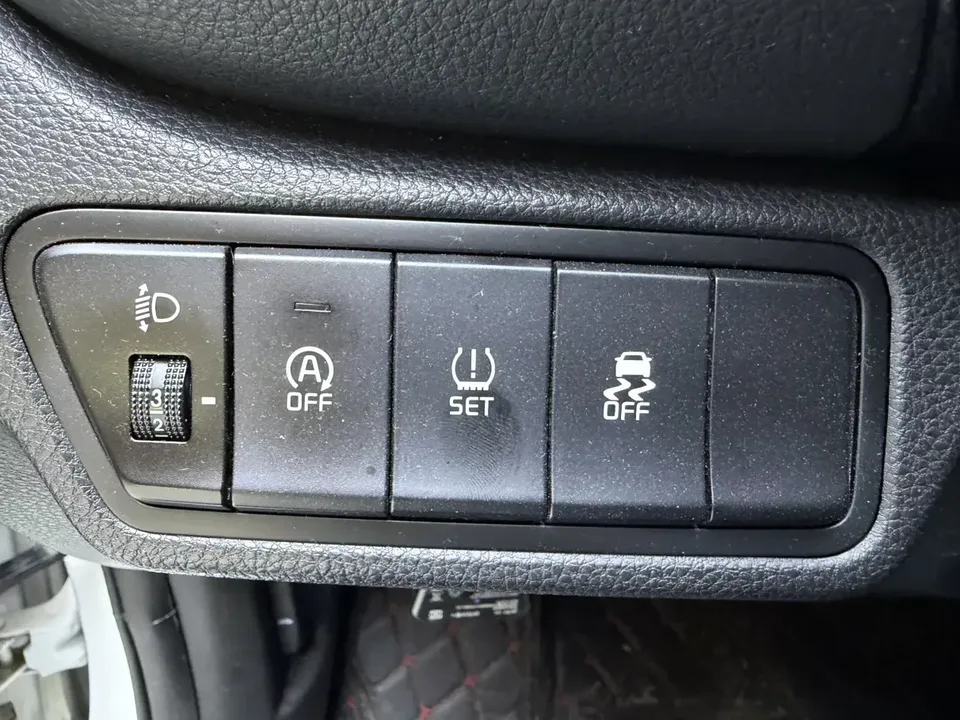 Kia Run proudly Run proudly 2021 1.5L CVT Trend Edition 2022 — thumbnail 4