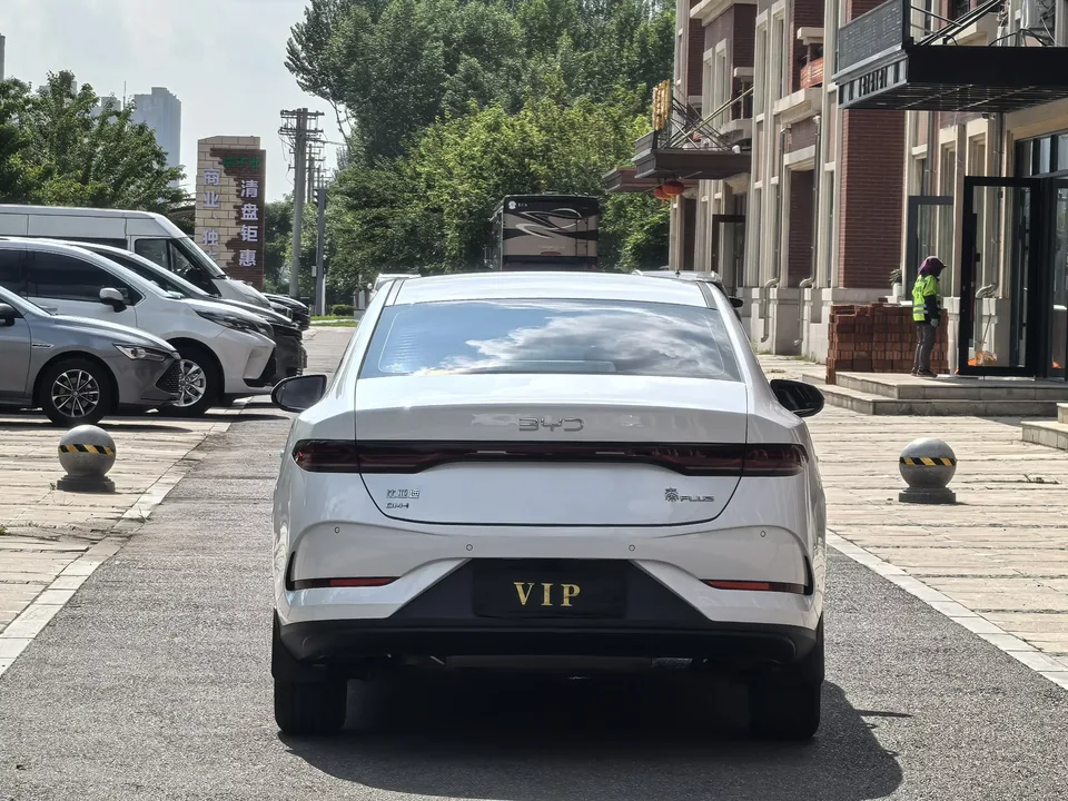 BYD Qin PLUS DM Qin PLUS DM 2025 DM-i 55KM Intelligent Driving Edition Leading Edition 2025 — thumbnail 2