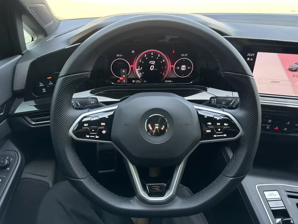 Volkswagen Golf golf 2023 280TSI DSG R-Line Lite 2023 — thumbnail 4