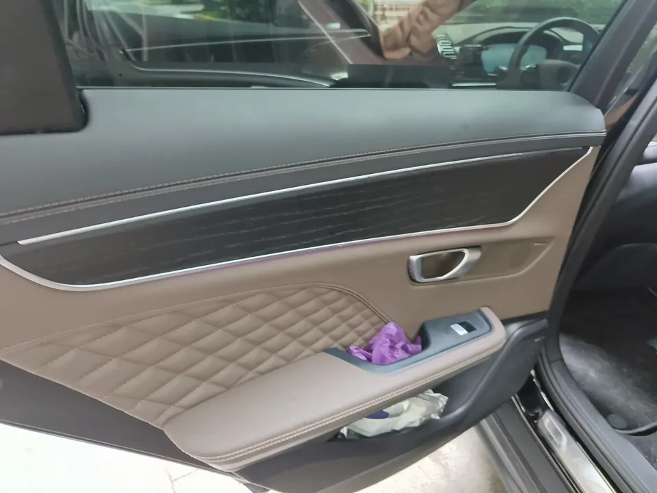 BYD Han DM Chinese DM 2022 DM-i 121KM Premium 2022 — thumbnail 5
