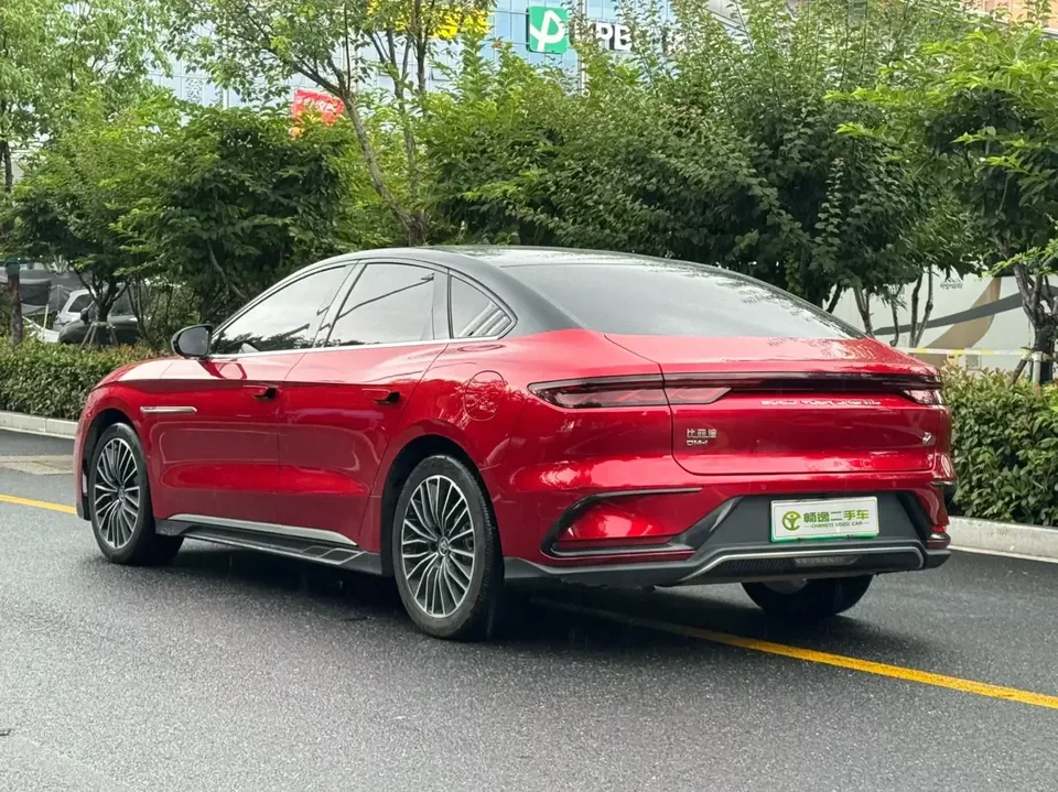 BYD Han DM Chinese DM 2022 DM-i 121KM Premium 2022 — thumbnail 2