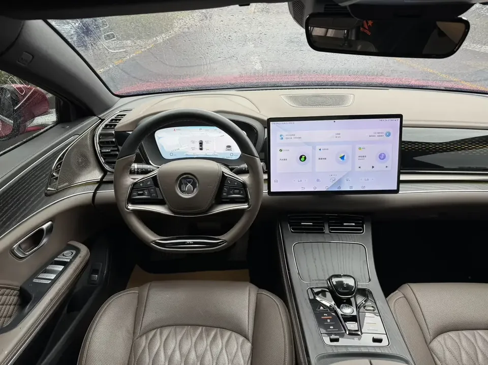 BYD Han DM Chinese DM 2022 DM-i 121KM Premium 2022 — thumbnail 5