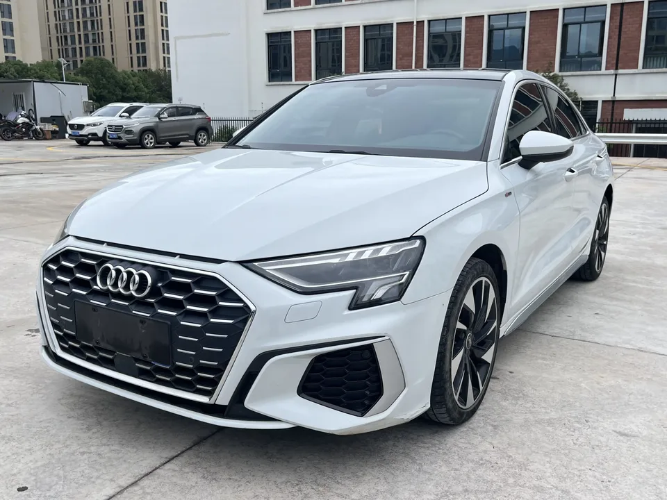 Audi A3 Audi A3 2022 A3L Limousine 35 TFSI Luxury Elegance 2022 — photo 1, buy with delivery to Moscow