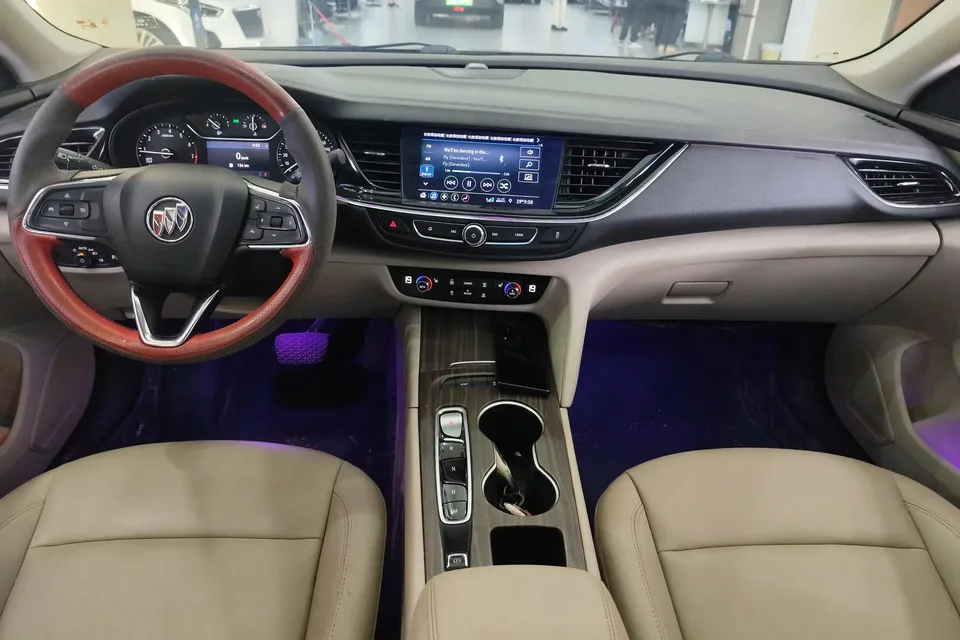 Buick Majesty Majesty 2021 552T Elite 2022 — thumbnail 4