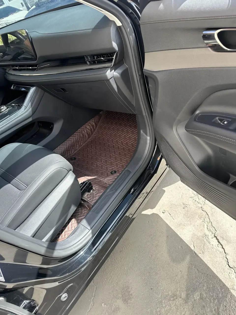 Ford Equator Sport Leading 2023 EcoBoost 170 Elite 2024 — thumbnail 4
