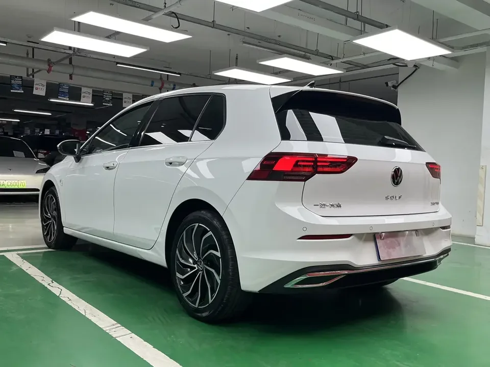 Volkswagen Golf golf 2021 280TSI DSG 30th Anniversary Edition 2022 — thumbnail 2