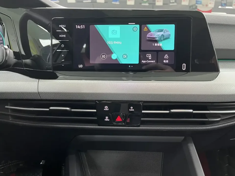 Volkswagen Golf golf 2021 280TSI DSG 30th Anniversary Edition 2022 — thumbnail 3