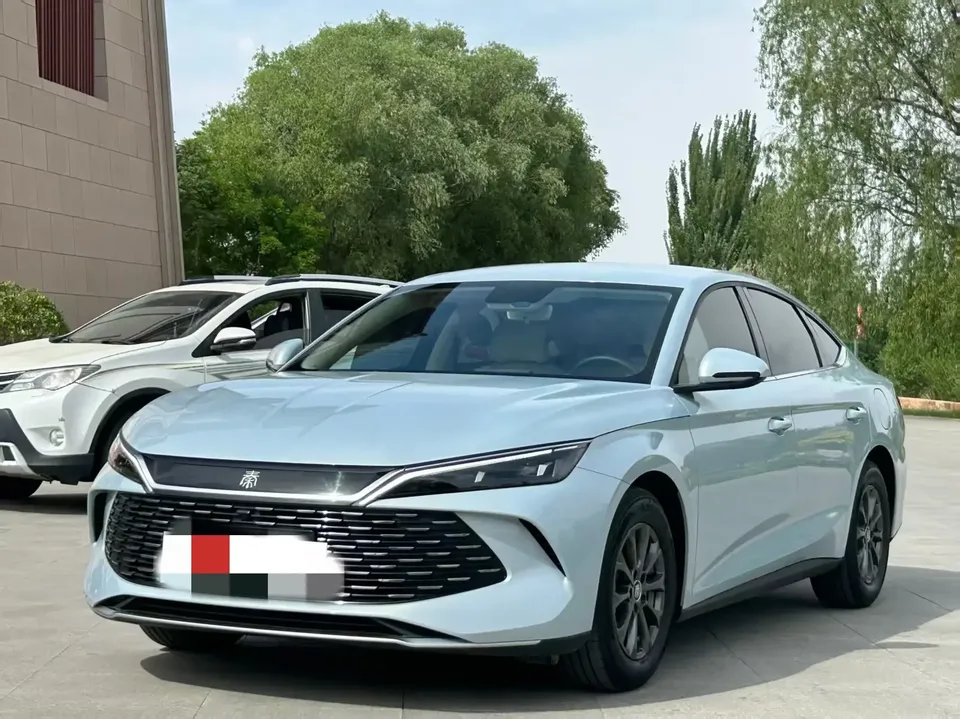 BYD Qin L DM Qin L DM 2024 DM-i 80KM Leading Type 2024 — photo 1, buy with delivery to Moscow