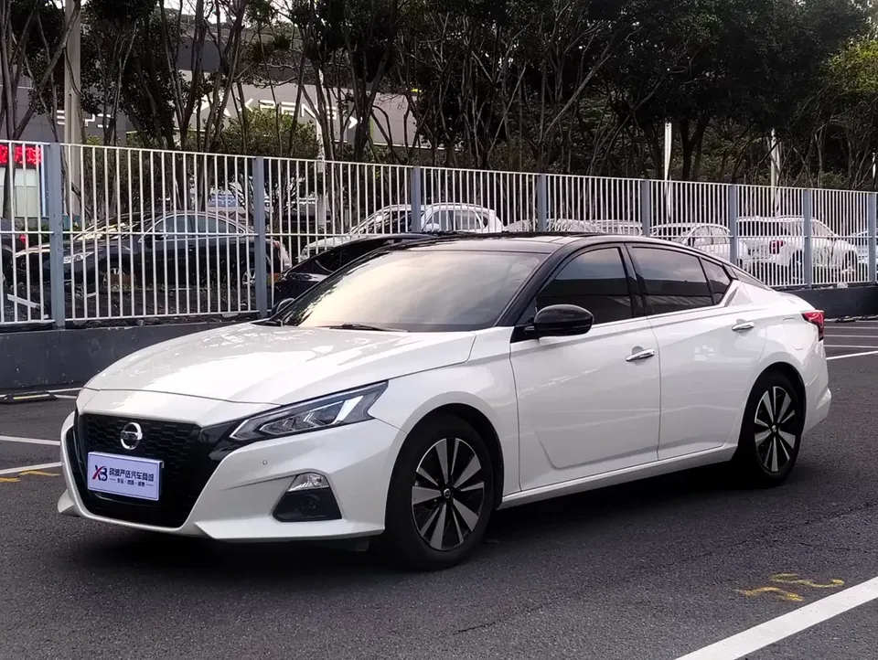 Nissan Altima Sound of nature 2021 2.0L XL Comfort Edition 2022 — фото 1, купить с доставкой в Москву