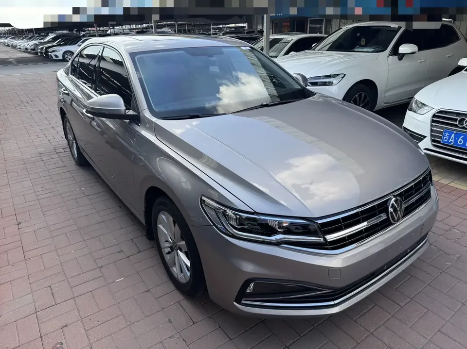 Volkswagen Bora Bora 2021 1.5L Automatic Elite Smart Link Edition 2022 — photo 1, buy with delivery to Moscow