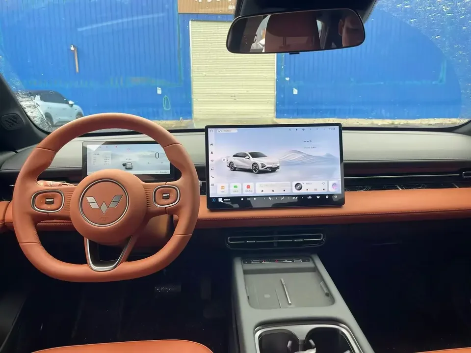 Wuling Starlight EV Wuling Starlight EV 2025 610km Smart Flagship 2025 — thumbnail 3