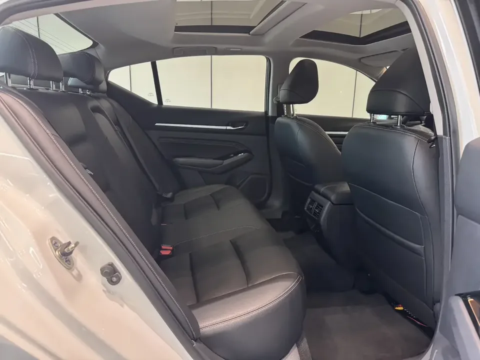 Nissan Altima Sound of nature 2022 2.0L XL-TLS Enjoy Edition 2023 — миниатюра 5