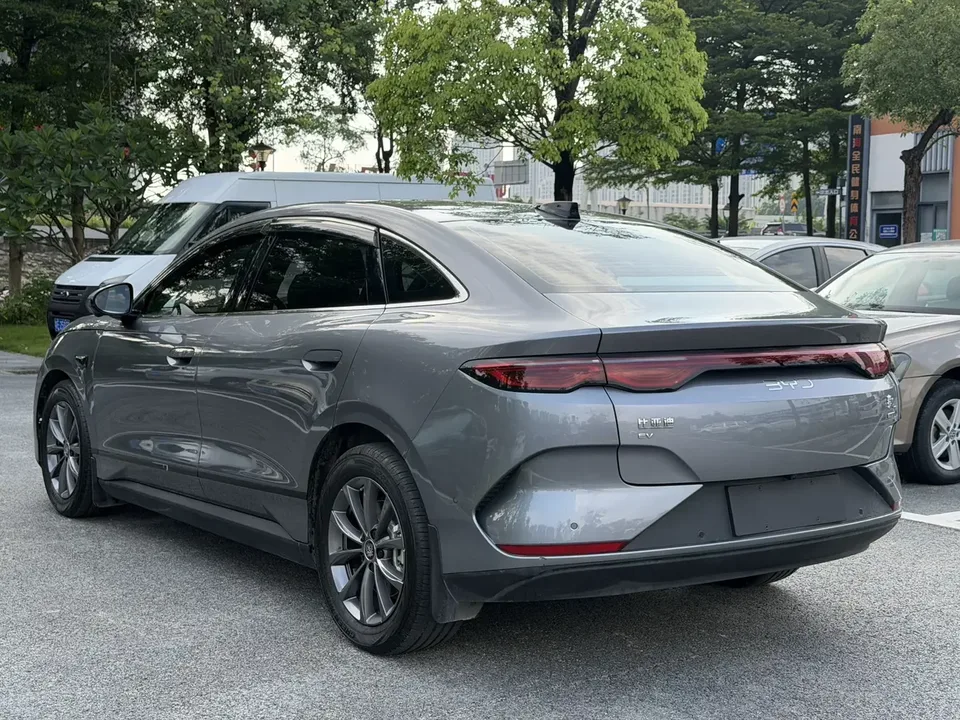BYD Qin L EV Qin L EV 2025 470KM Leading Model 2025 — thumbnail 2