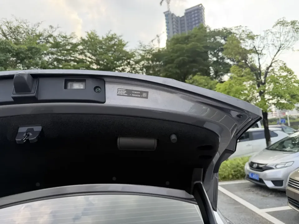 BYD Qin L EV Qin L EV 2025 470KM Leading Model 2025 — thumbnail 4
