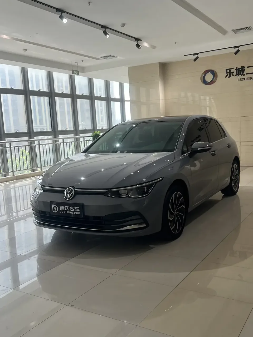 Volkswagen Golf golf 2021 280TSI DSG Pro First Edition 2022 — photo 1, buy with delivery to Moscow