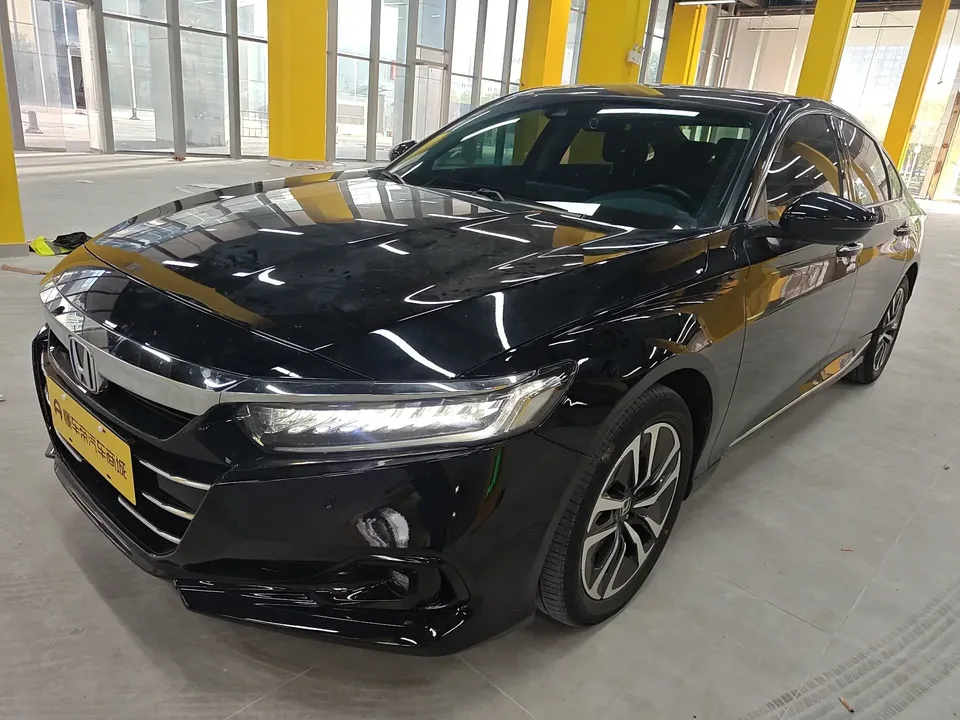 Honda Accord Accord 2022 Sharp Hybrid 2.0L Sharp Leader Edition 2022 — photo 1, buy with delivery to Moscow