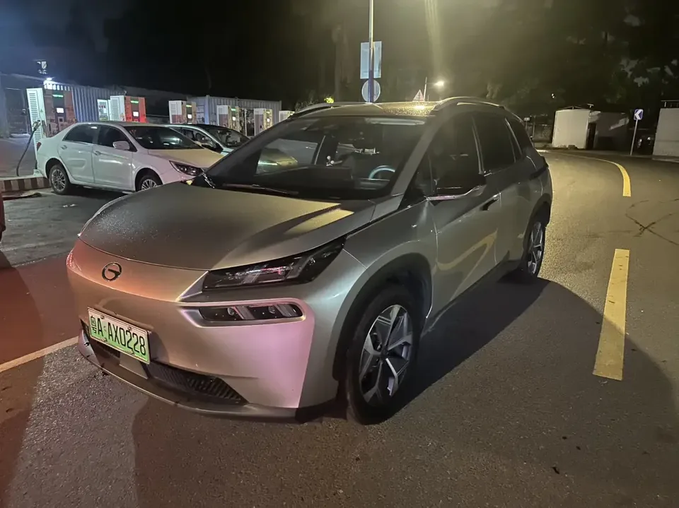 AION V AION V 2022 AION V Plus 70 Smart Edition Ternary Lithium 2022 — photo 1, buy with delivery to Moscow