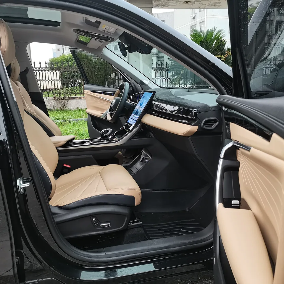 Geely Atlas L Boyue L 2023 1.5TD DCT Premium 2023 — thumbnail 5