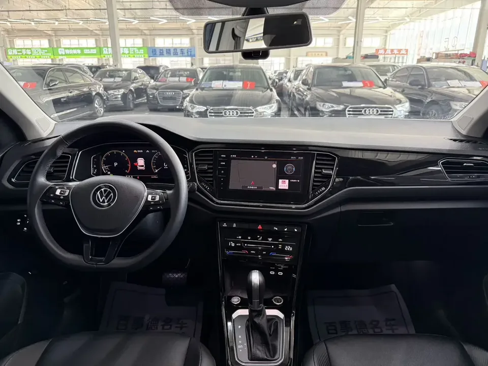Volkswagen T-Roc TANG 2022 280TSI DSG 2WD Comfort PLUS 2022 — thumbnail 4