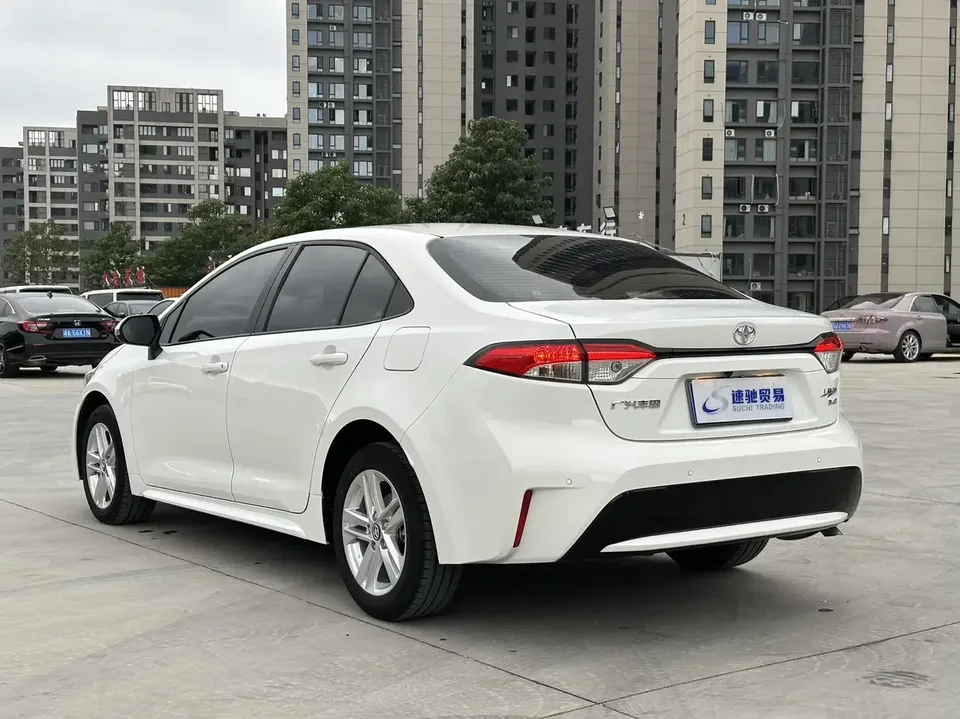Toyota Levin Lei Ling 2021 185T CVT Deluxe Edition 2022 — thumbnail 2