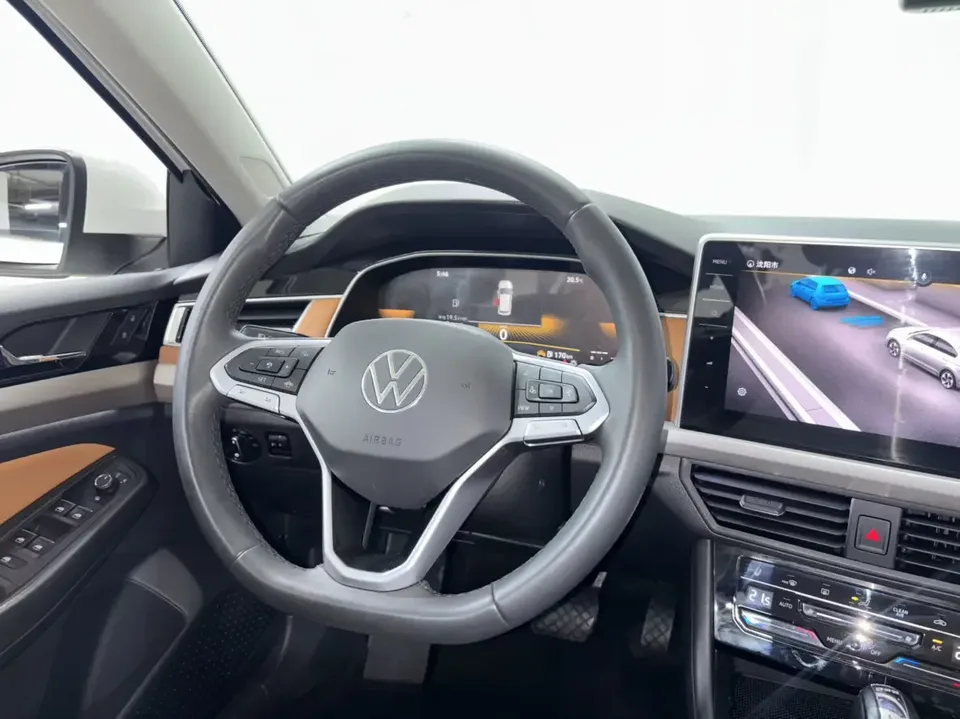 Volkswagen Bora Bora 2023 200TSI DSG Free Travel Edition 2022 — thumbnail 4