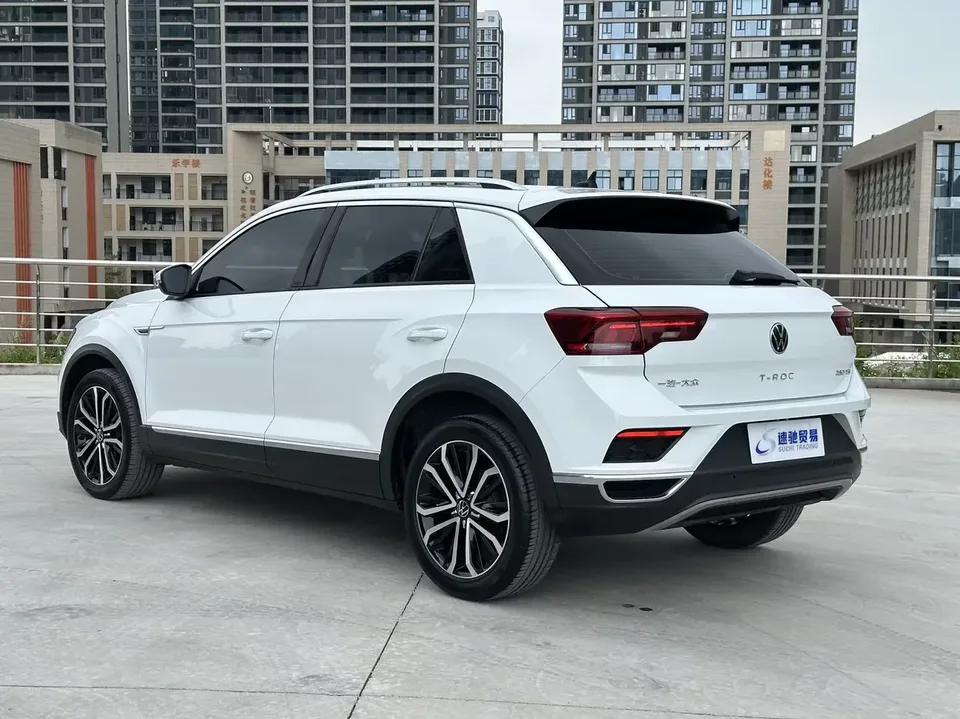 Volkswagen T-Roc TANG 2022 280TSI DSG 2WD Comfort PLUS 2023 — thumbnail 2